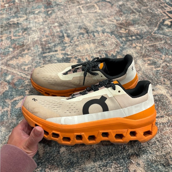 On Cloudmonster running sneakers - Picture 1 of 7